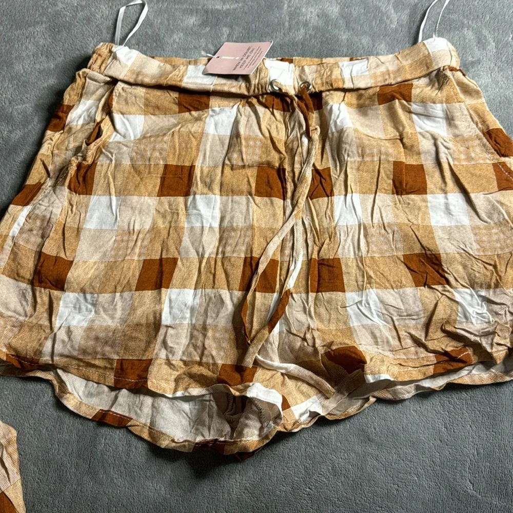 Set - Picture 3 of 4